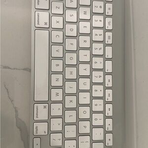 Apple Wireless Bluetooth Keyboard A1314 Mac Aluminium
